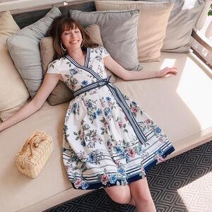 GalMeets Glam Teresa Dress size 4